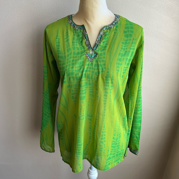 Tops - New The Dye Green Tunic Embroidered Sz S Long Sleeves